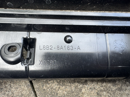 Land Rover Defender Front grill L8B2-8A163