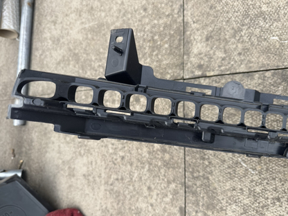 LAND ROVER DEFENDER L663 2020-ON FRONT BUMPER GRILL LOWER  L8B2-17F791-A
