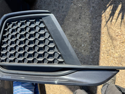 18 On Audi A1 S Line Right Front Bumper Lower Grill Genuine 82A807682E