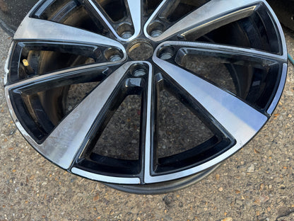 Polestar Single Alloy Wheel "19 Inch 8J 5x108 V Spoke 2021-2024 Black Silver