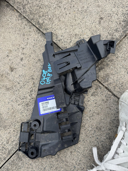 VOLVO XC60 17-2023 REAR LEFT SIDE WINDOW LIFT MECHANISM BRACKET 32310900#S172-05