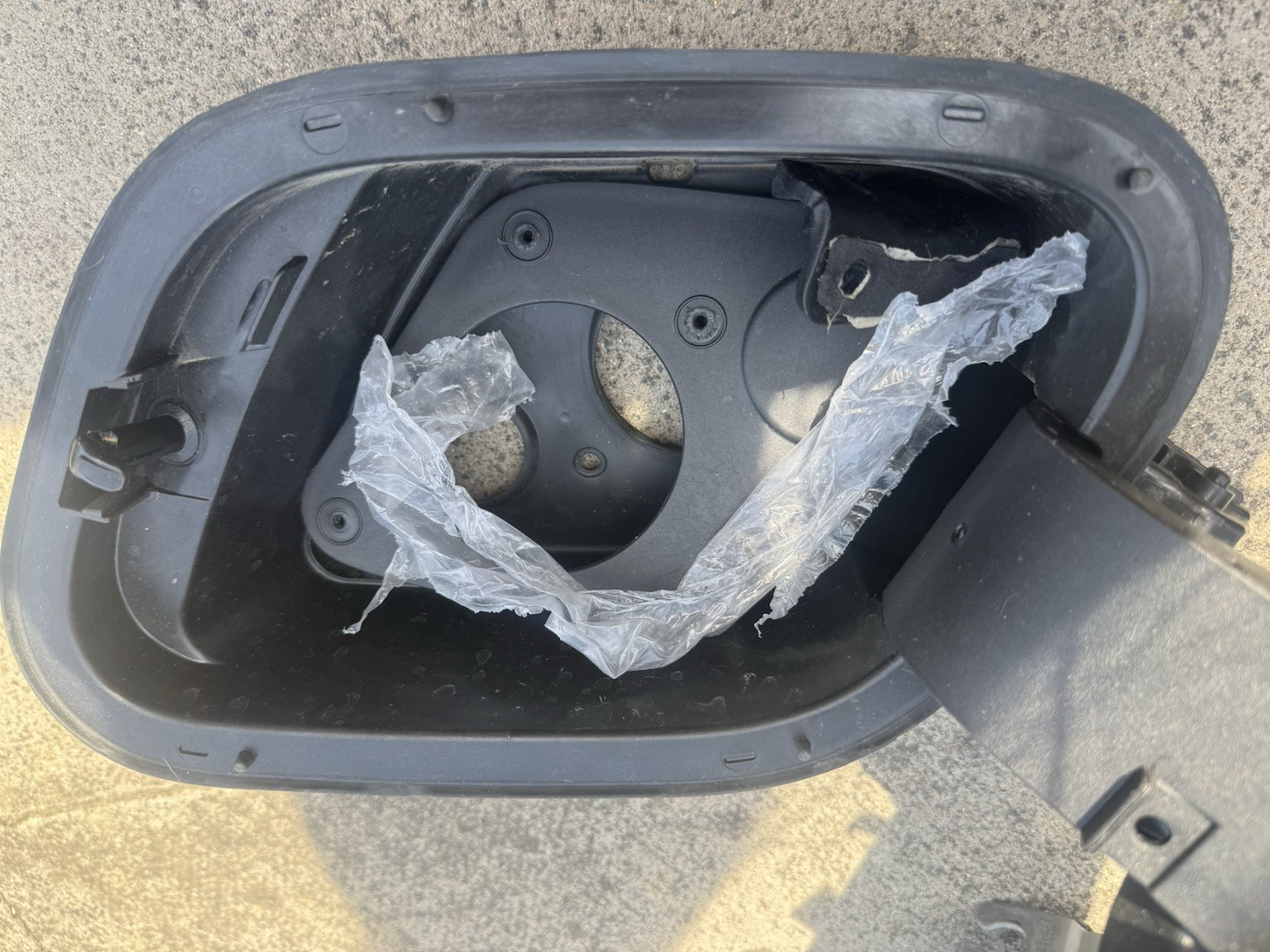 81595R2000 fuel filler cap KIA SPORTAGE