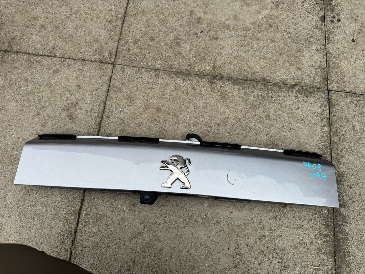 PEUGEOT 2008 REAR BUMPER NUMBER PLATE HOLDER MK2 2021 9828080180