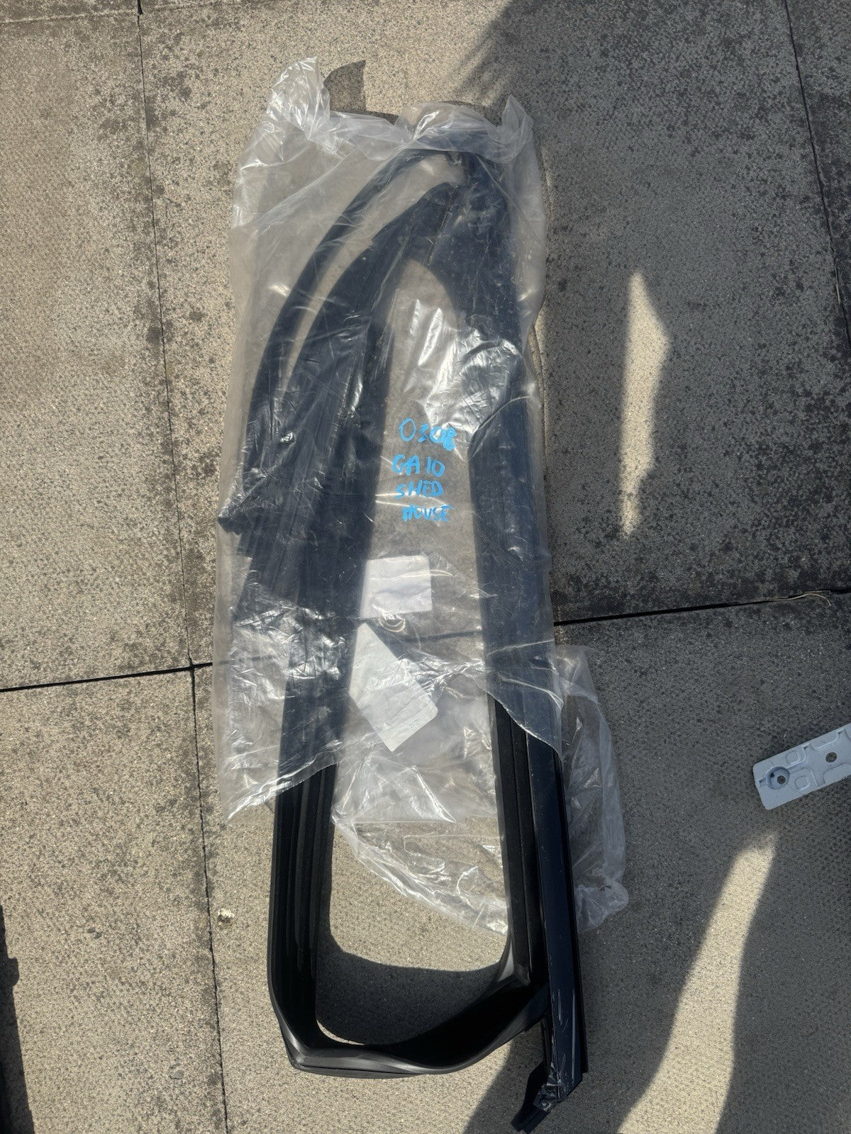 Jaecoo J7 2025 554001650AA rear left door glass seal