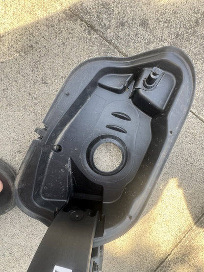 PEUGEOT 308 GT 2024 GENUINE FUEL CAP 9835357380