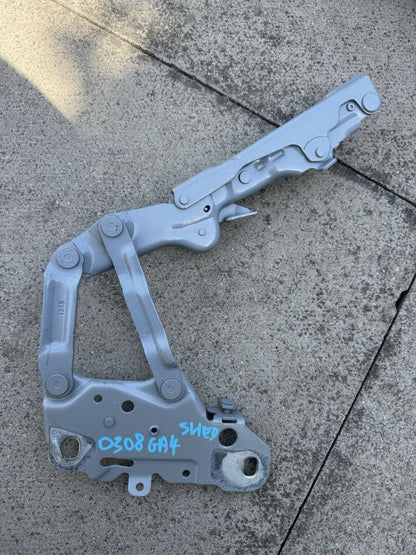 BMW X3 G01 Front Right Bonnet Hinge 7397500 2.0 Diesel 140kw 2021 22323531