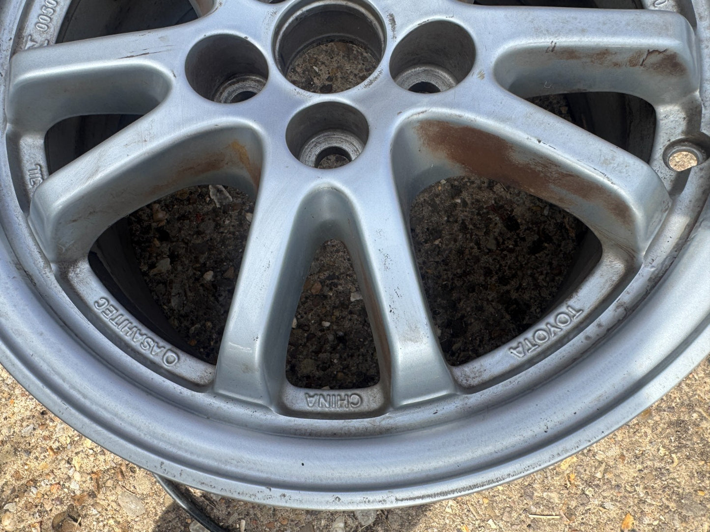Genuine Toyota Prius MK4 15" Alloy Wheel 15x6.5J ET40 5x100 Rim 2015-2022 Single