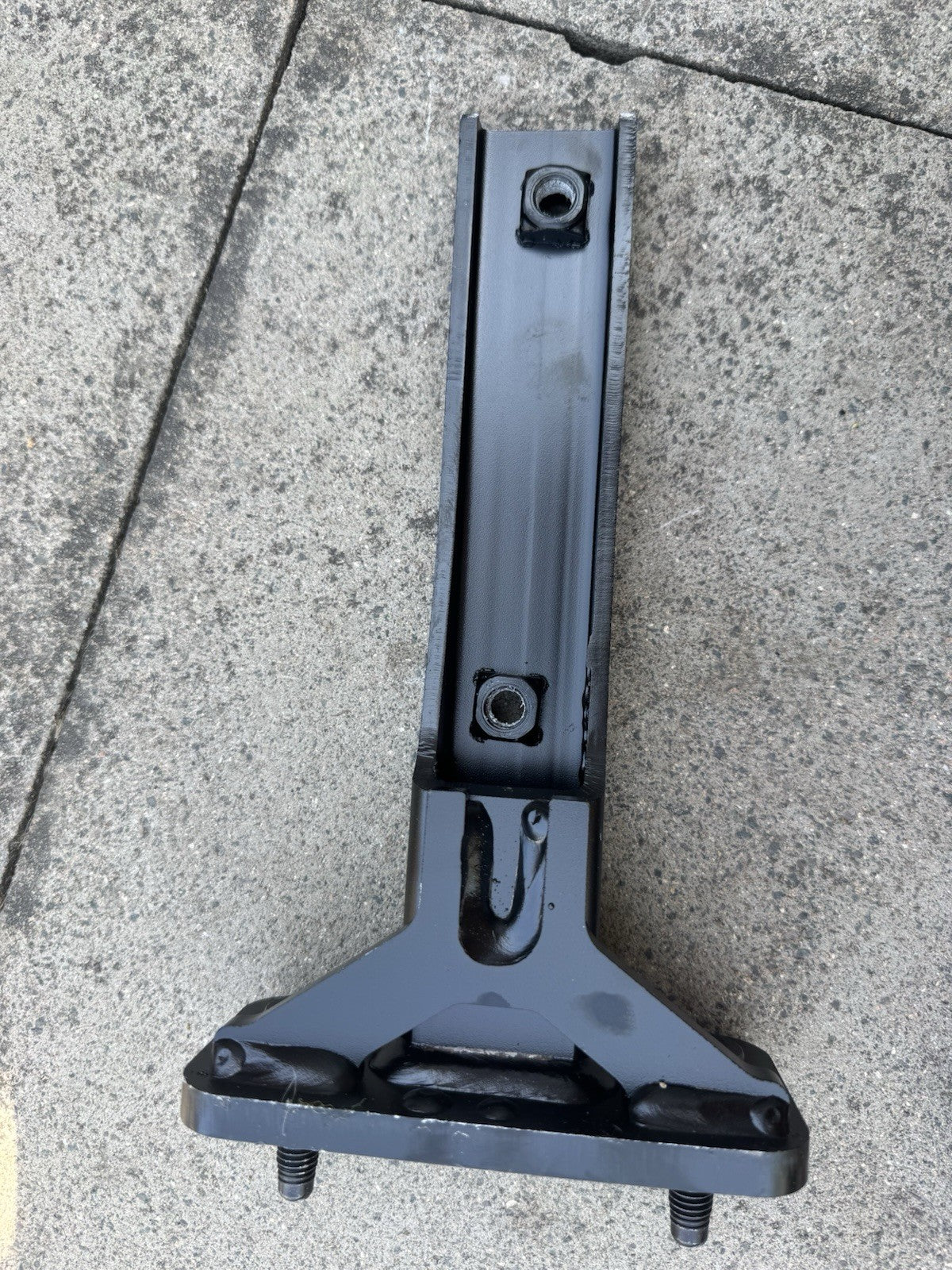Trailer Hitch Bracket - Volvo (31650596) 2019-2022 Left