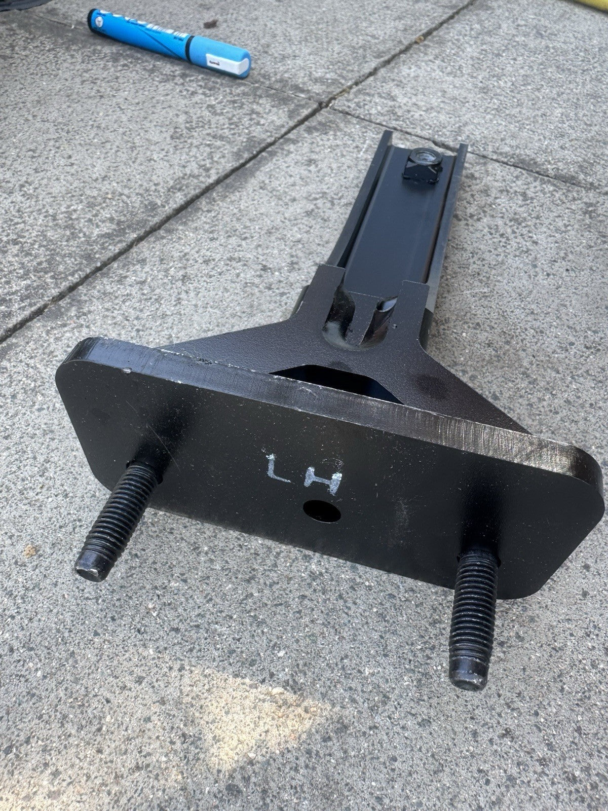 Trailer Hitch Bracket - Volvo (31650596) 2019-2022 Left