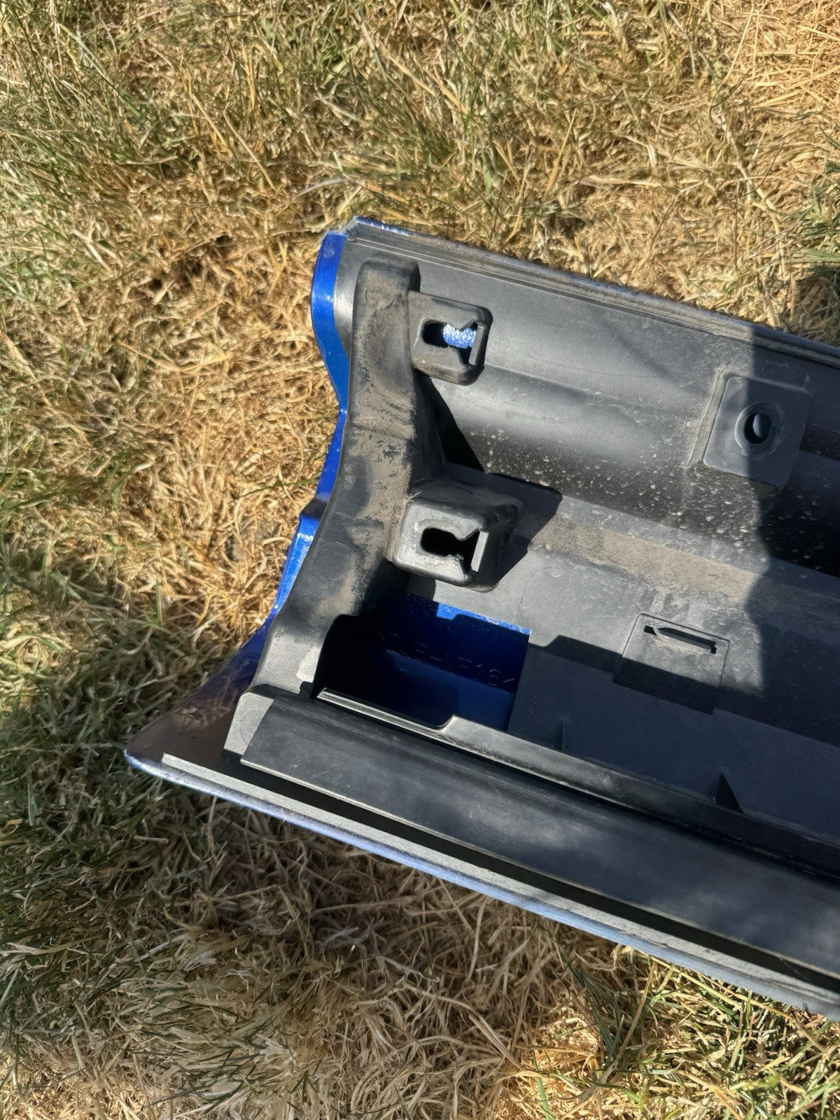 LR RANGE ROVER SPORT II L494 Front Left Door Lower Molding FK6M-21065-A 2018