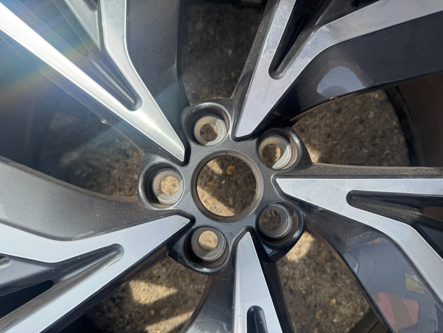 GENUINE 22" JAGUAR I-PACE 5056 ALLOY WHEEL RIM J9D3-1007-DC BUCKLED/KERB DAMAGE