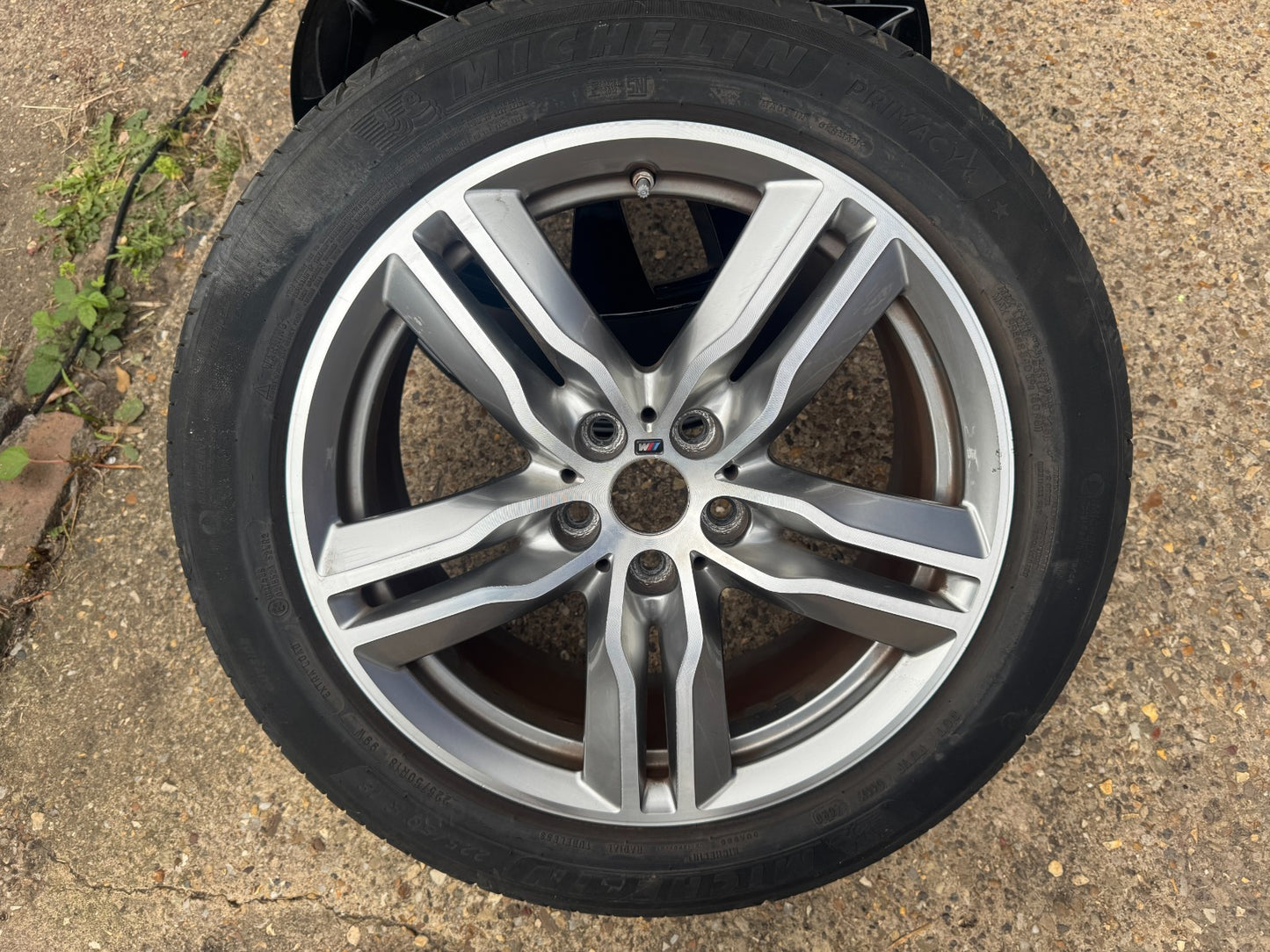 1x Genuine BMW F48 X1 18" M-Sport Alloy Wheel & 5mm tyre 7.5Jx18 7850456