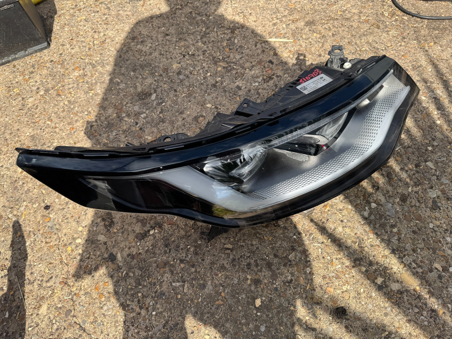 2025 LAND ROVER DISCOVERY RIGHT LED HEADLIGHT - 2022-2026 MY4213W029GB HIGH SPEC