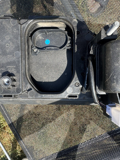 Hyundai/Kia charge port flap