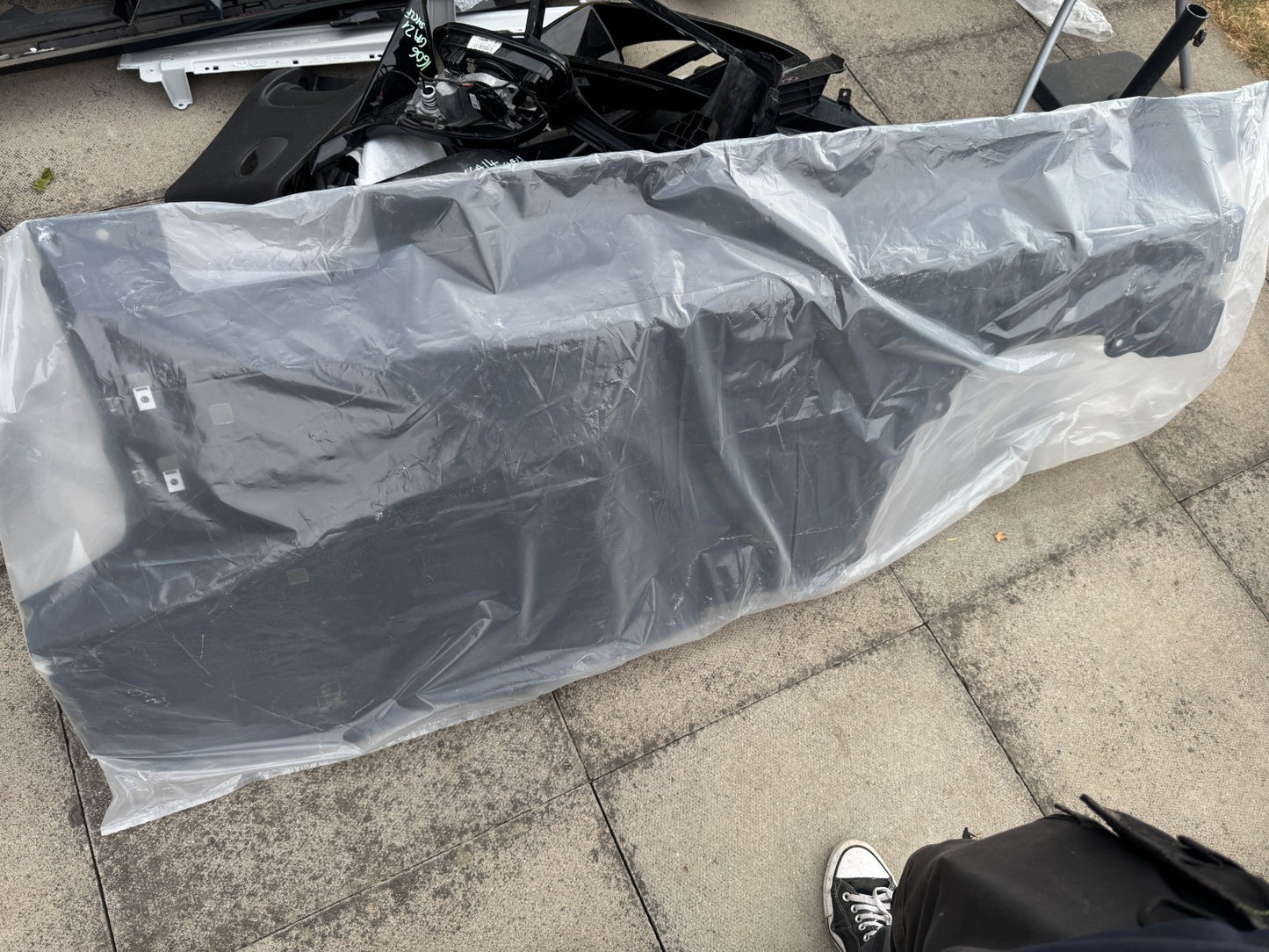 LR146639 - Shield - Underbody - LAND ROVER DEFENDER L663 RIGHT L8B2104C20BG
