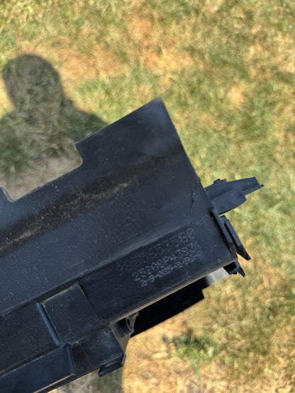 DAMAGED CITRO�N C5 AIRCROSS Air Inlet Module Centre 9843265180