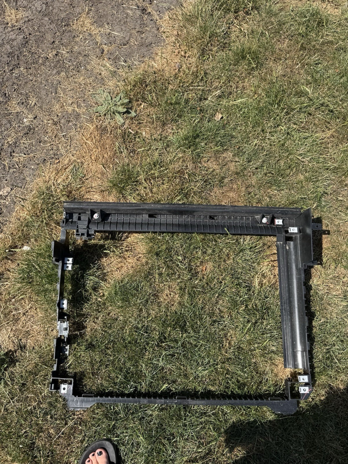 DAMAGEDLand Rover Range Rover Velar Front radiator support slam panel M8A2-8B680