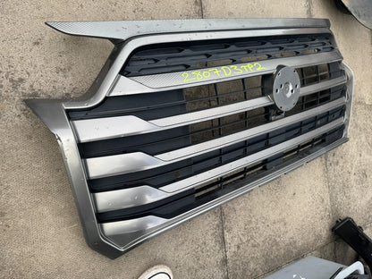 k79462-38030 Ssangyong Musso rexton Front Radiator Grill Scratched