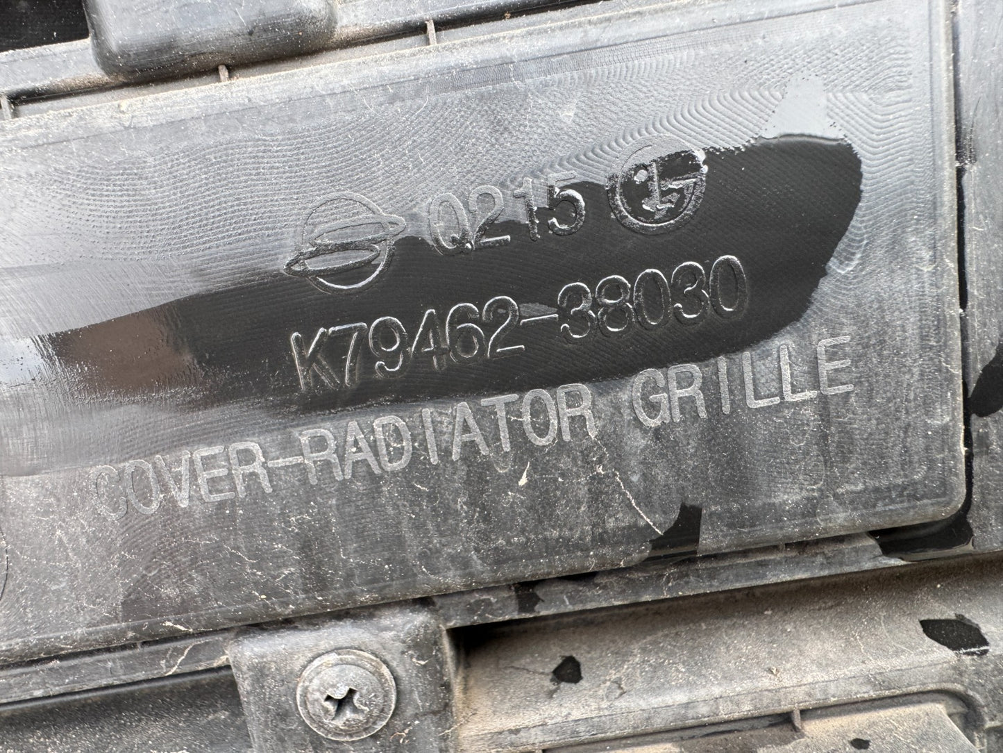 k79462-38030 Ssangyong Musso rexton Front Radiator Grill Scratched