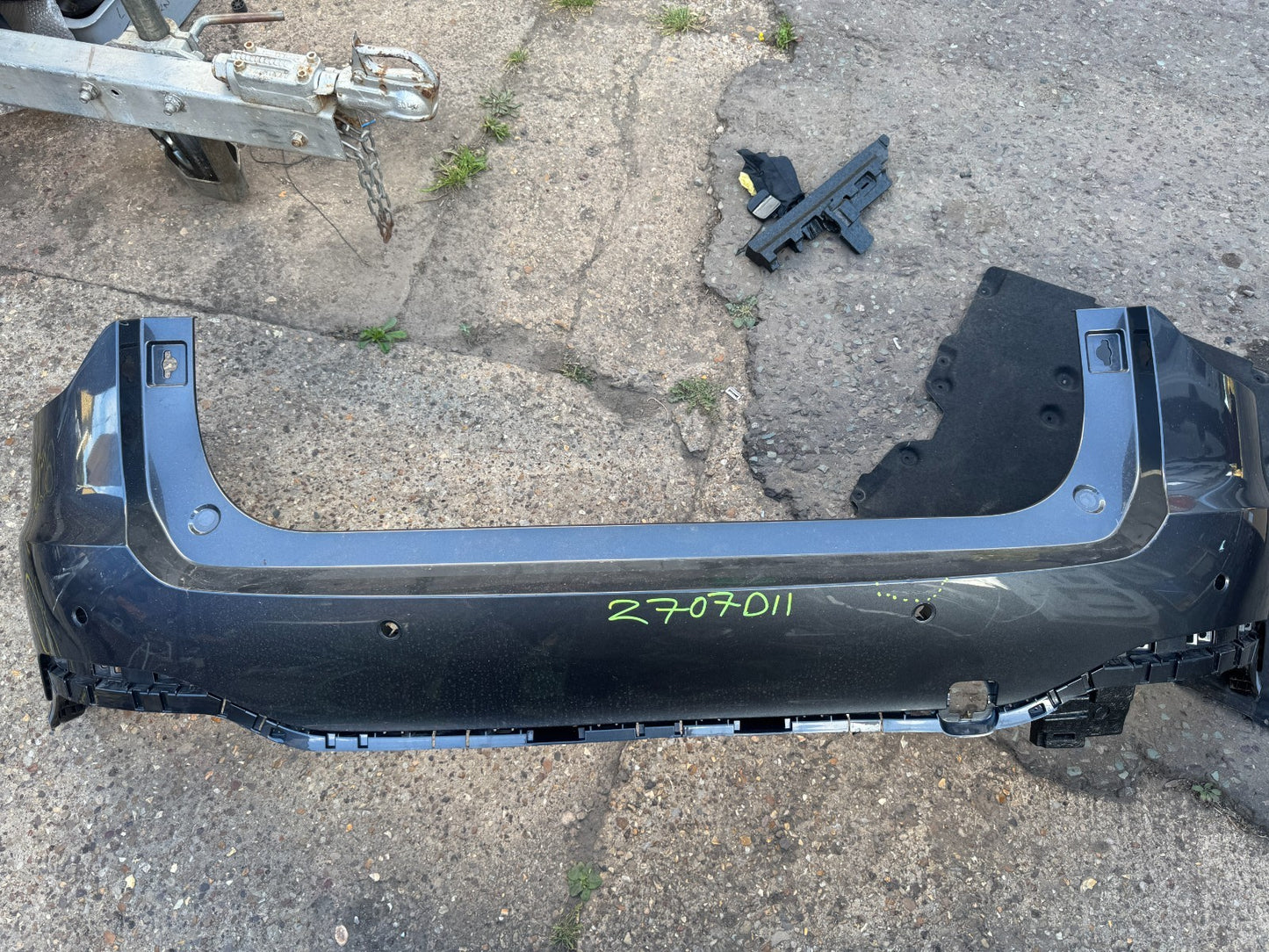 2025 2026 MG S5 REAR BUMPER 11613074 DAMAGED