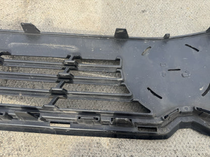 VAUXHALL ASTRA L 2022 ON GENUINE FRONT BUMPER UPPER GRILLE 9839640080 .