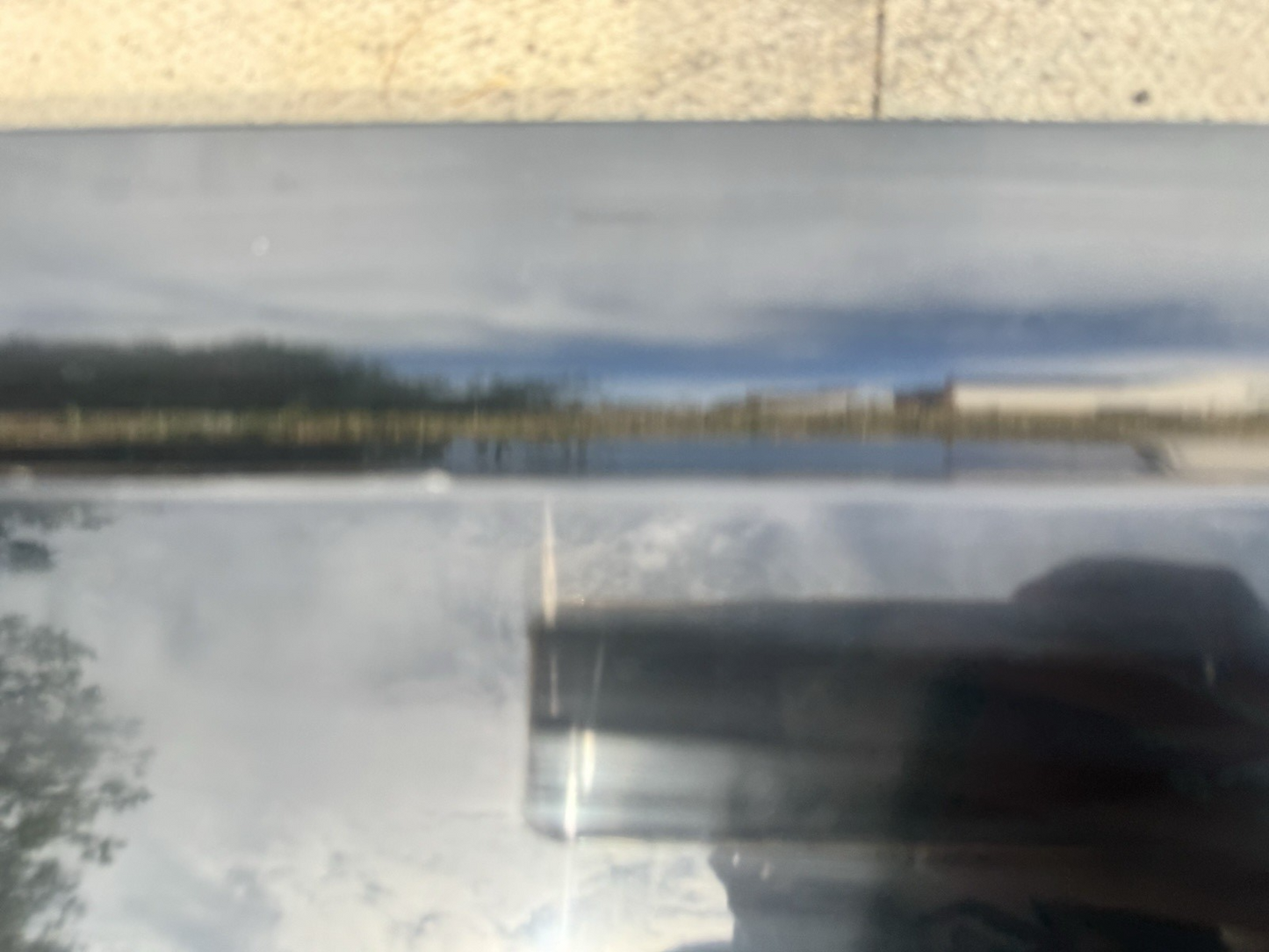 HY3M-21064-A Land Rover Discovery 5 Front Right Door Lower Gladding Mould Trim*