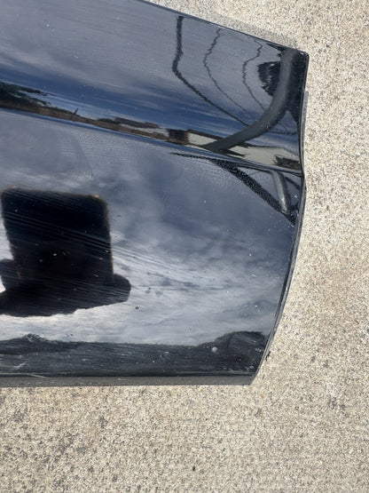 HY3M-21064-A Land Rover Discovery 5 Front Right Door Lower Gladding Mould Trim*