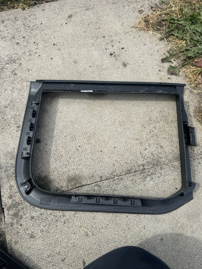 door trim strip rear right Interior L8B2-25514-A LAND ROVER DEFENDER L663