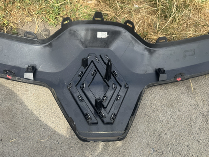 Renault Arkana 2021 Front bumper upper radiator grill 623105806R KUI10820