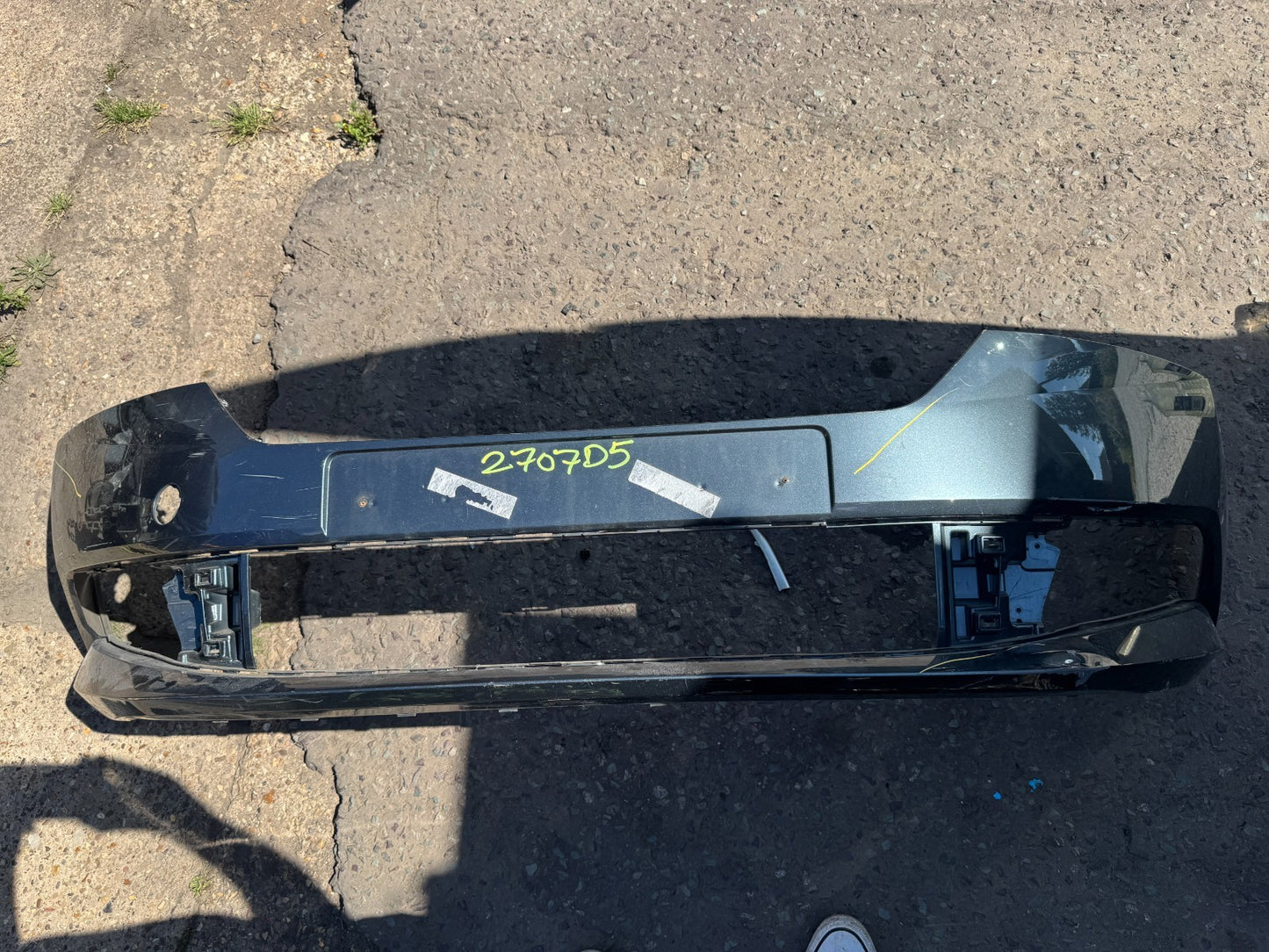 SKODA FABIA FRONT BUMPER 6V0807221F FACELIFT 6V  2018 2019 2020 2021 Dented