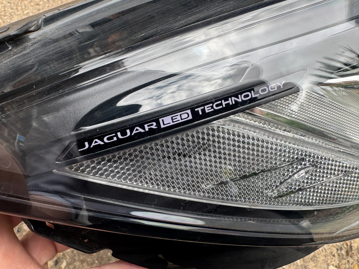 JAGUAR I-PACE X590 HEADLIGHT FULL LED HIGH LT RIGHT M9D313W029GE 2024 Scratched