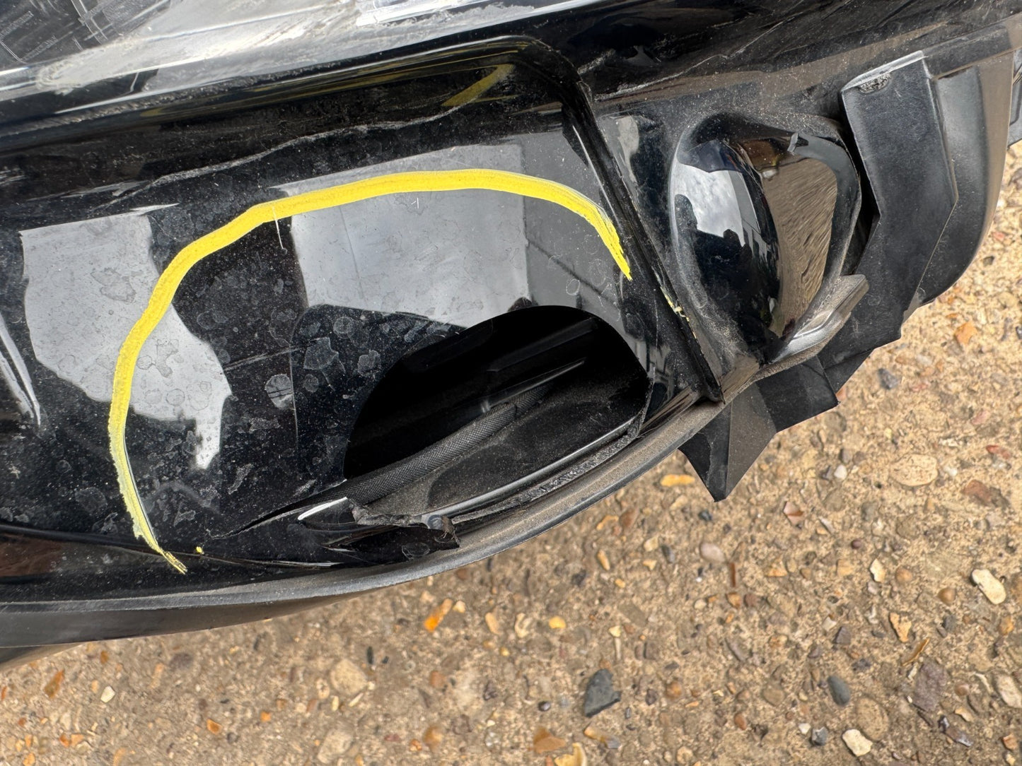 BMW 1 SERIES M SPORT F40 20-24 HEADLIGHT HEADLAMP 5A1E058-04 DAMAGED