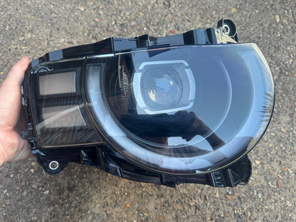 LAND ROVER DEFENDER L663 FACELIFT 2026 MATRIX LED HEADLIGHT RIGHT T8B213W029