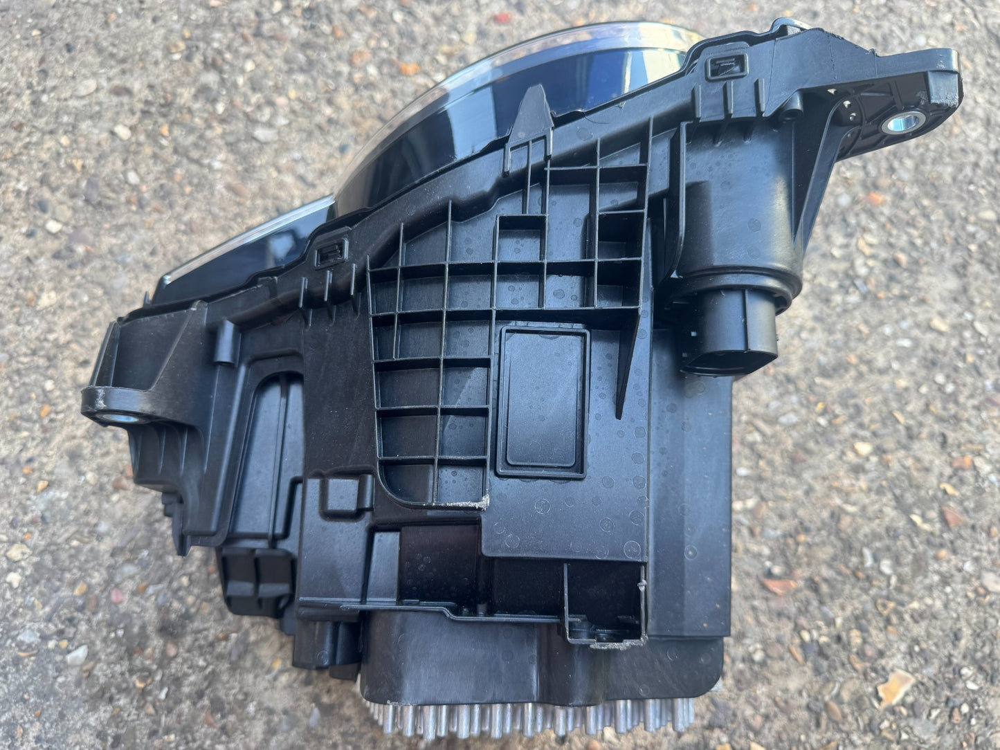 LAND ROVER DEFENDER L663 FACELIFT 2026 MATRIX LED HEADLIGHT RIGHT T8B213W029
