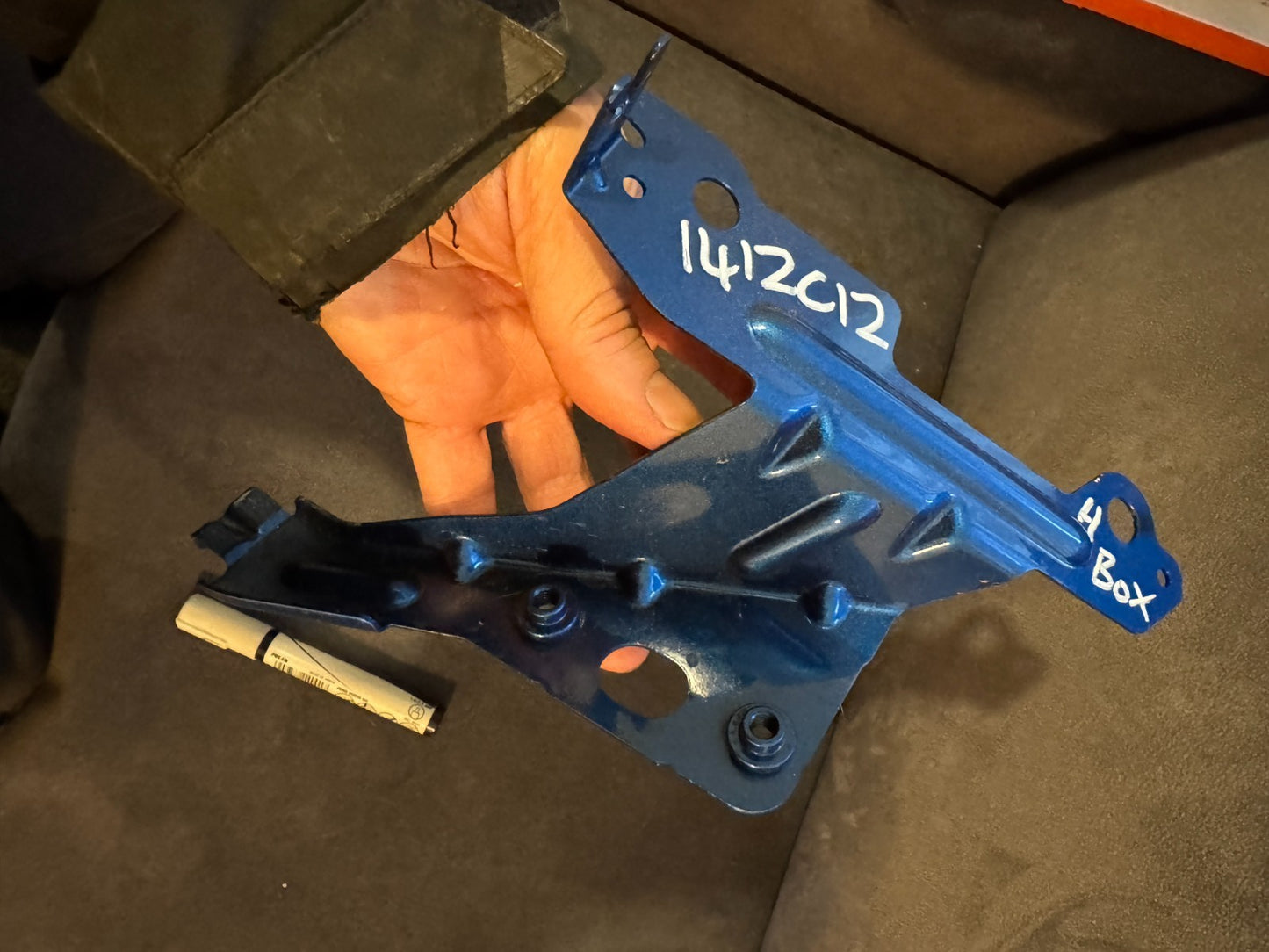 Peugeot 3008 II 5008 Fender Right Wing Bracket D379638G02