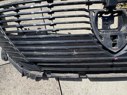 CRACKED!! PEUGEOT 308 MK3 2022 FRONT GRILLE 9838035380