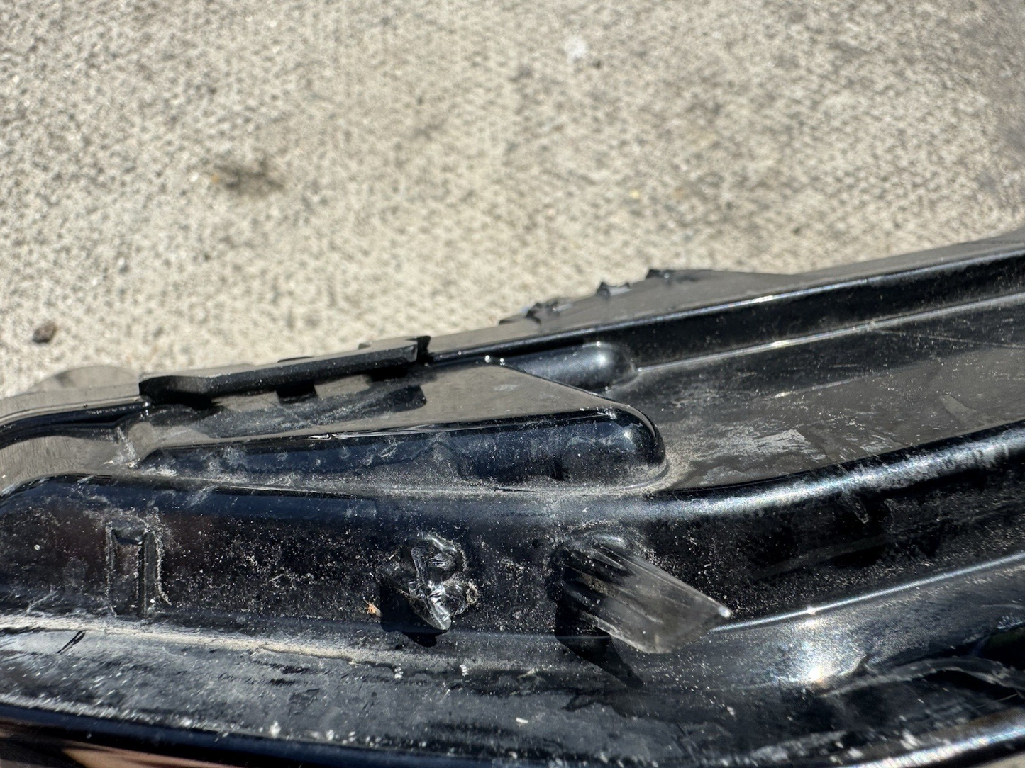 PEUGEOT 208  308 ALLURE 2022 RIGHT DRIVER DAYTIME RUNNING LIGHT 9835389580 OSF