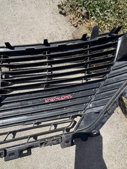 CRACKED!! PEUGEOT 308 MK3 2022 FRONT GRILLE 9838035380