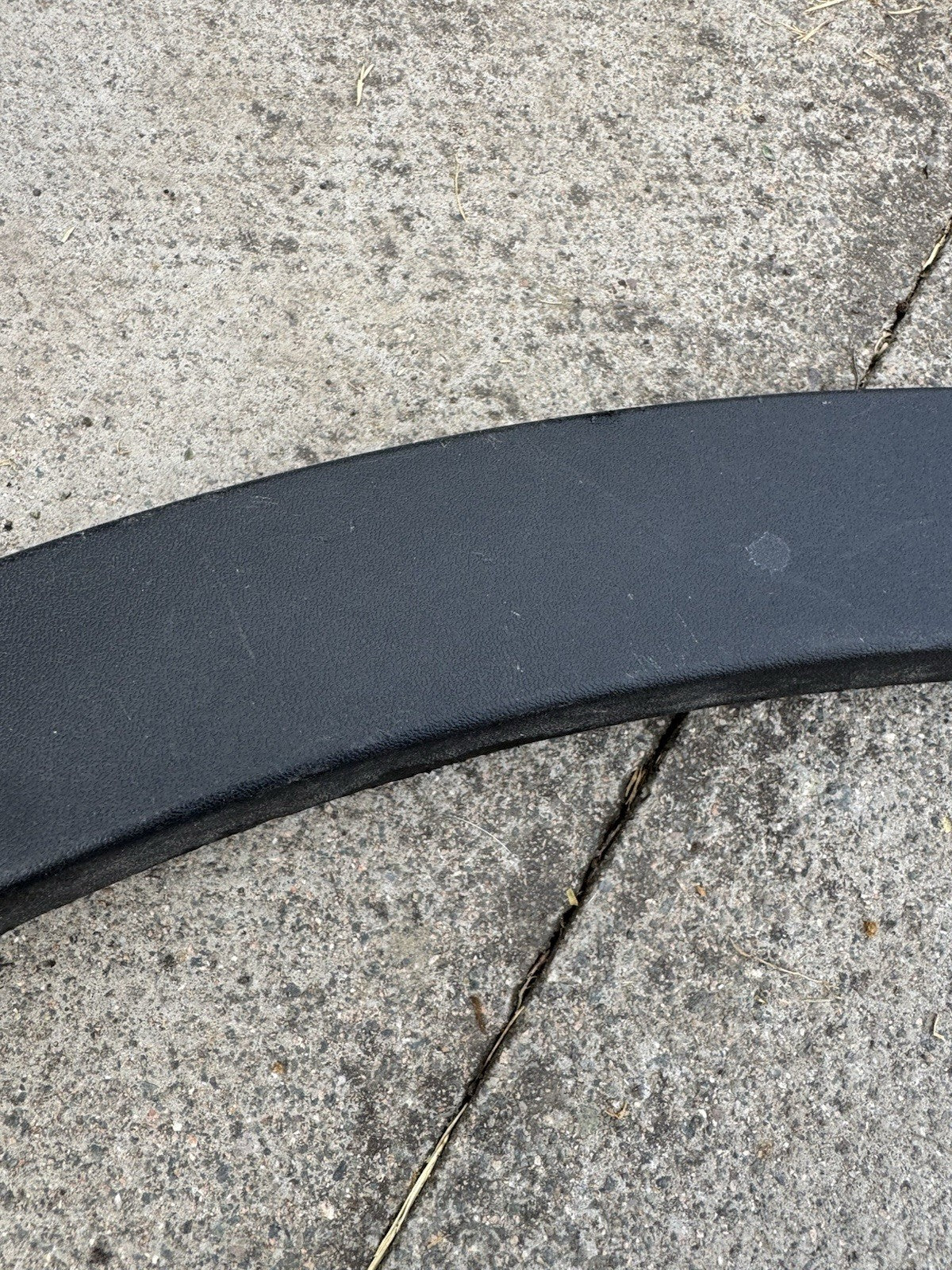 2023on Volvo XC40 Front Right Driver Wheel Arch Trim 32409197