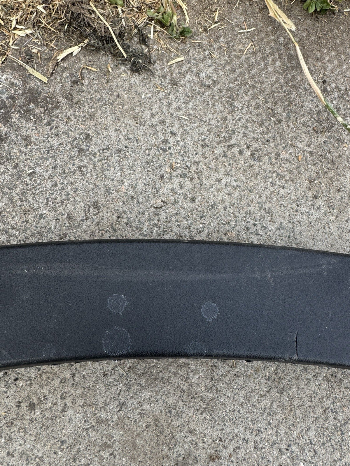 2023on Volvo XC40 Front Right Driver Wheel Arch Trim 32409197