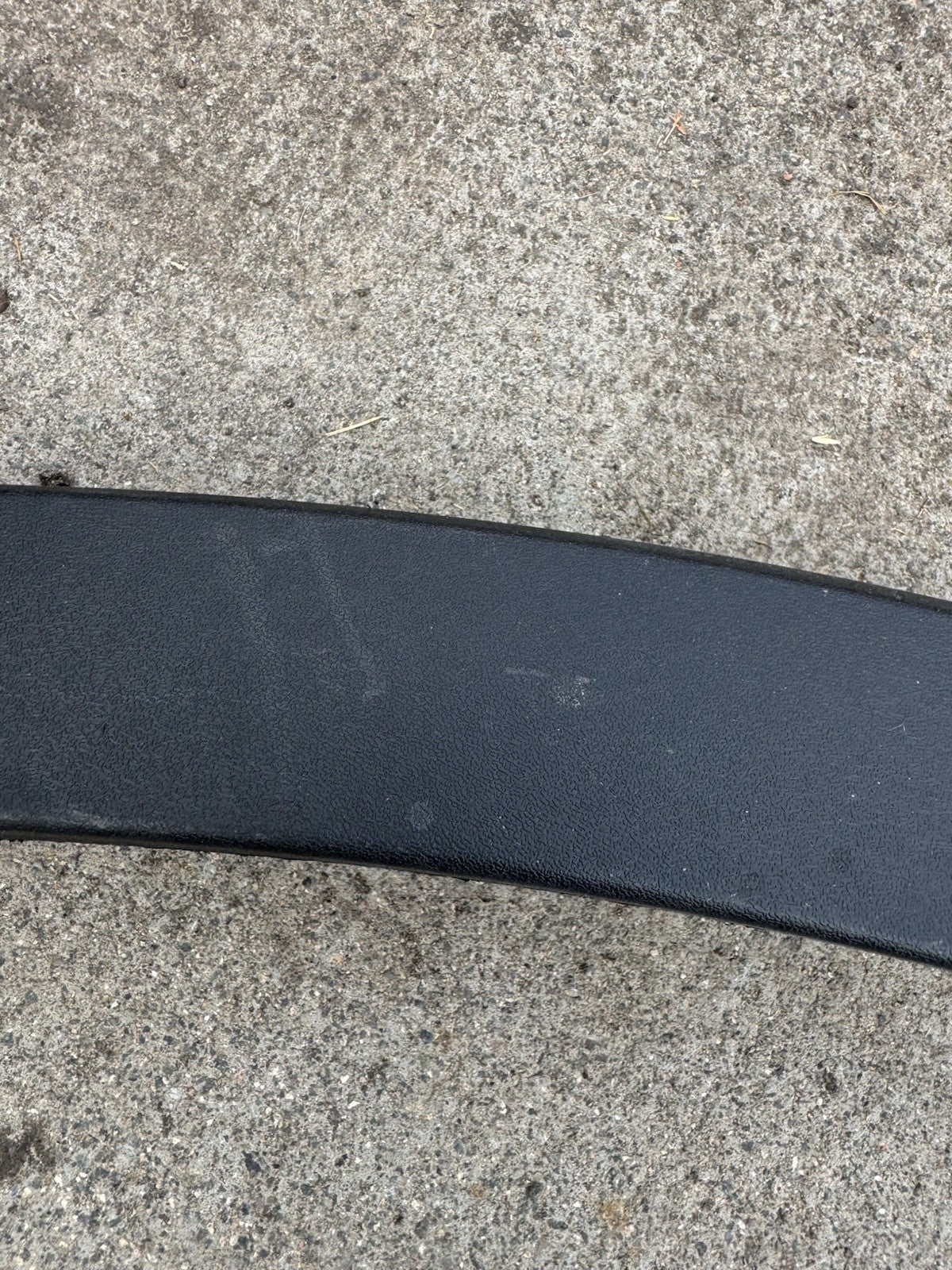 2023on Volvo XC40 Front Right Driver Wheel Arch Trim 32409197