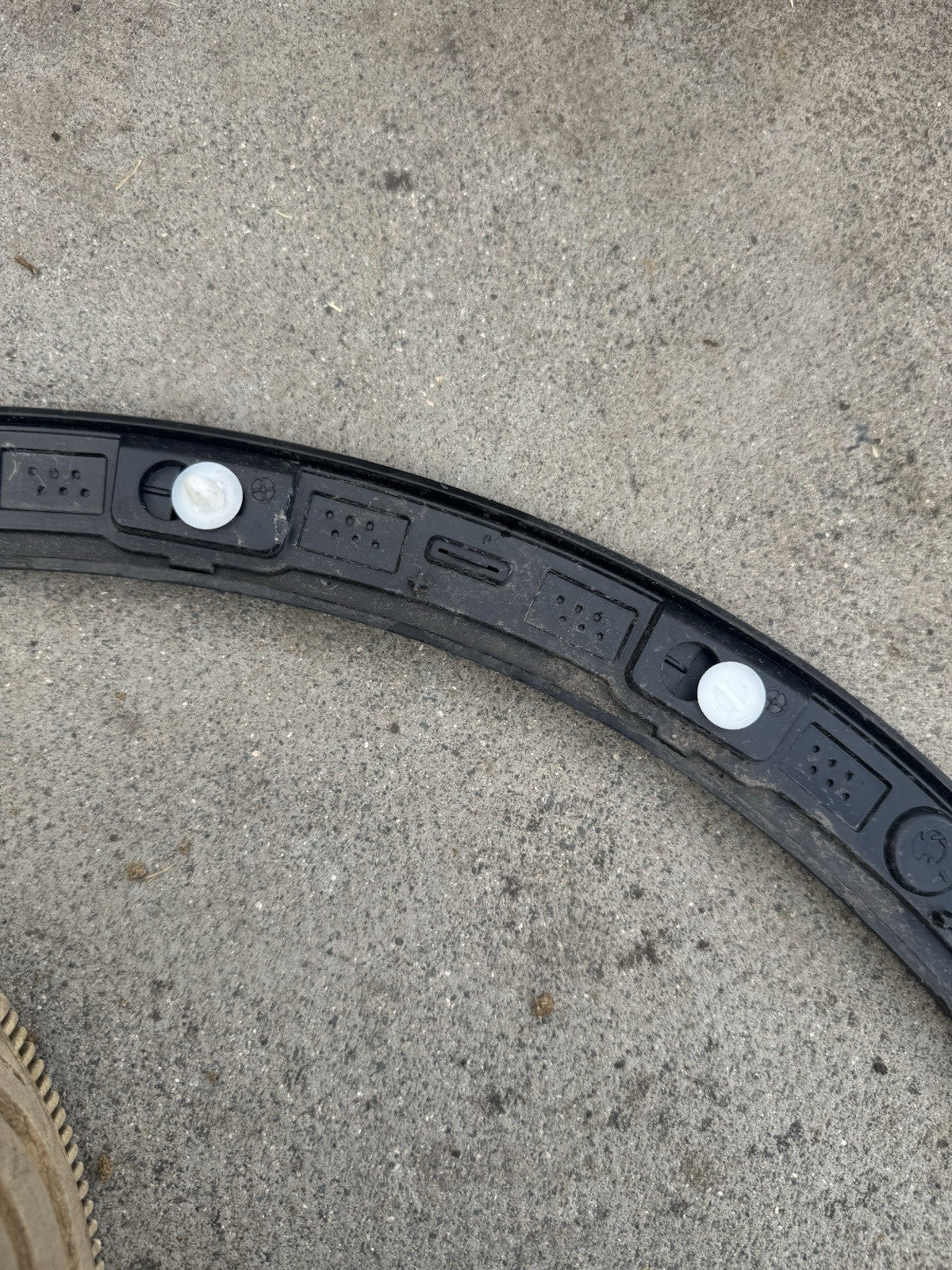2023on Volvo XC40 Front Right Driver Wheel Arch Trim 32409197