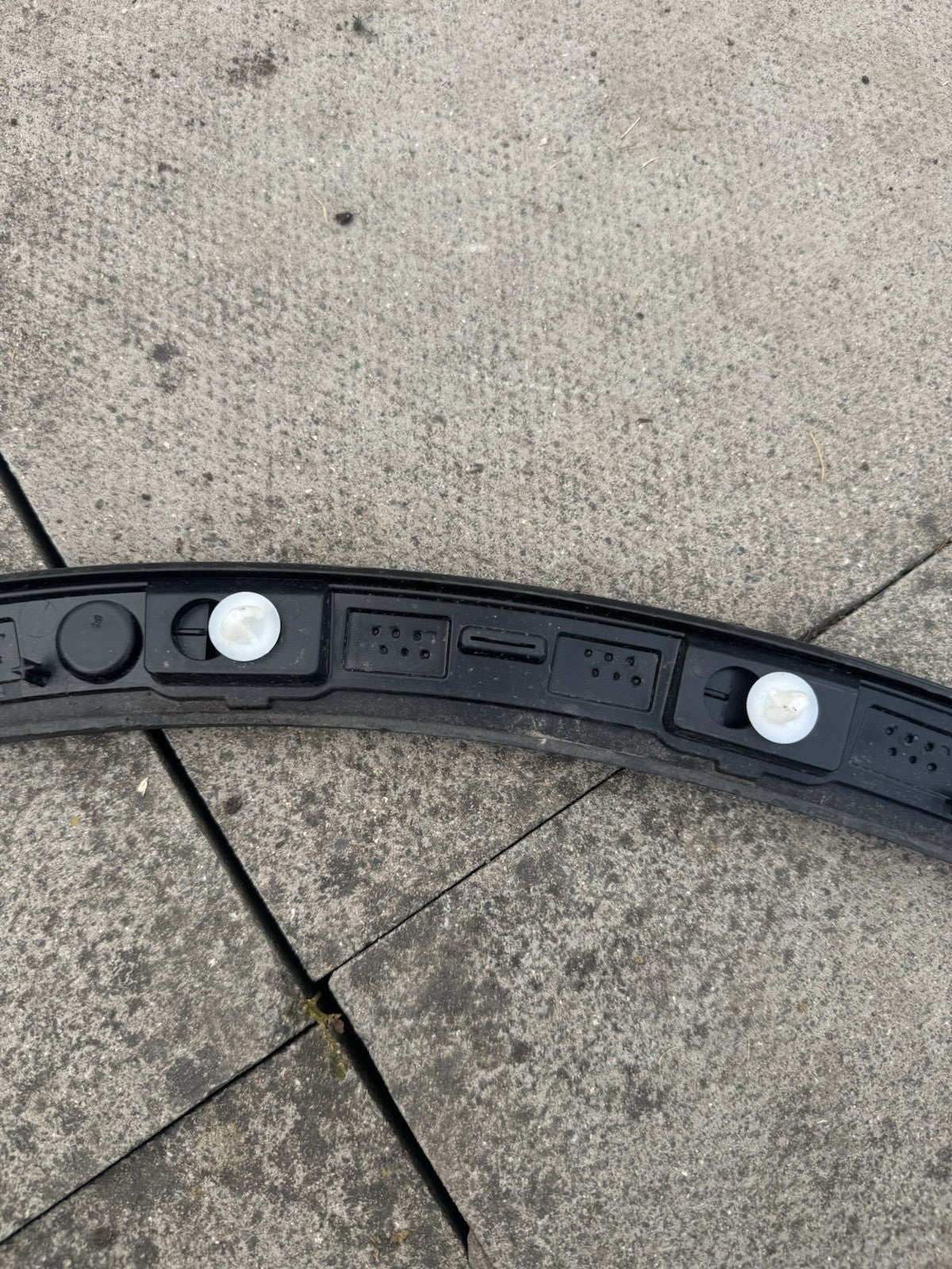 2023on Volvo XC40 Front Right Driver Wheel Arch Trim 32409197