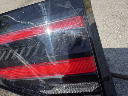 92404r2700 KIA SPORTAGE V LIFT LEFT LAMP IN THE TAILGATE