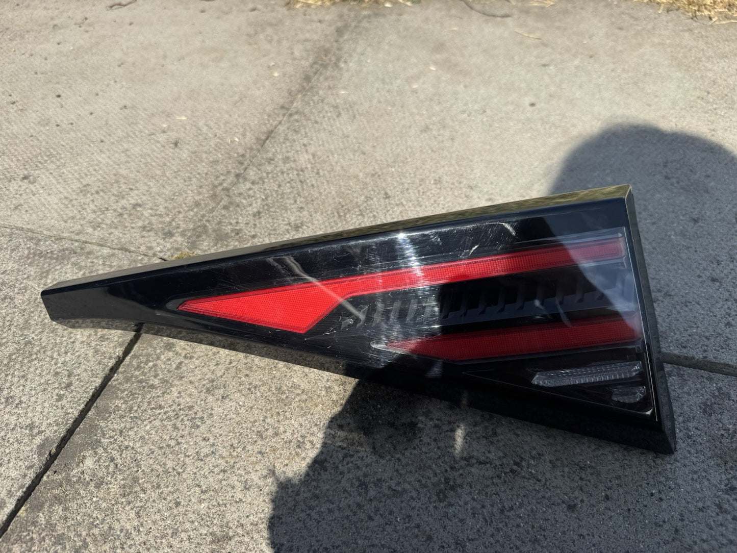 92404r2700 KIA SPORTAGE V LIFT LEFT LAMP IN THE TAILGATE