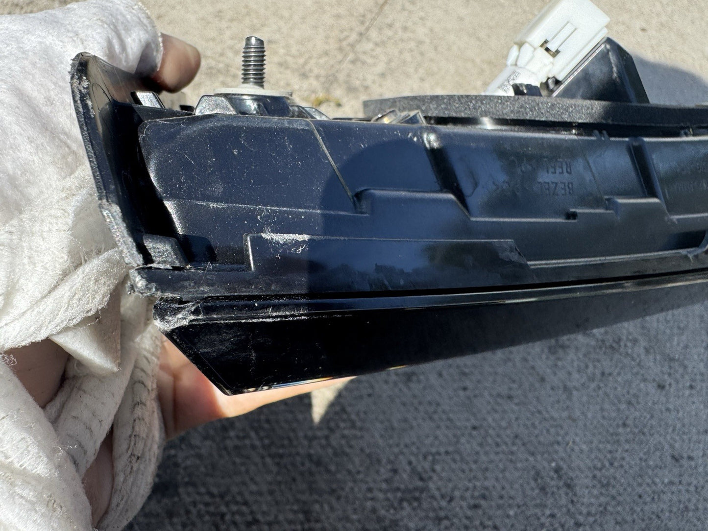 92404r2700 KIA SPORTAGE V LIFT LEFT LAMP IN THE TAILGATE