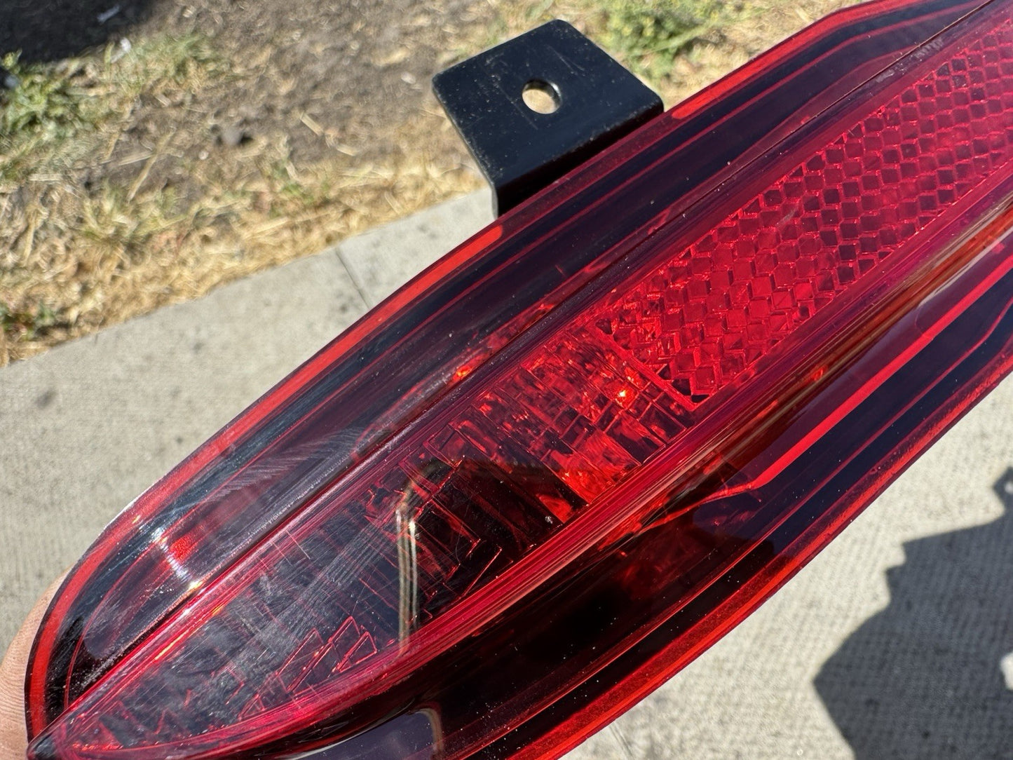 RANGE ROVER VELAR 2018-2022 GENUINE REAR RIGHT BUMPER FOG LIGHT J8A2-15K272-AF