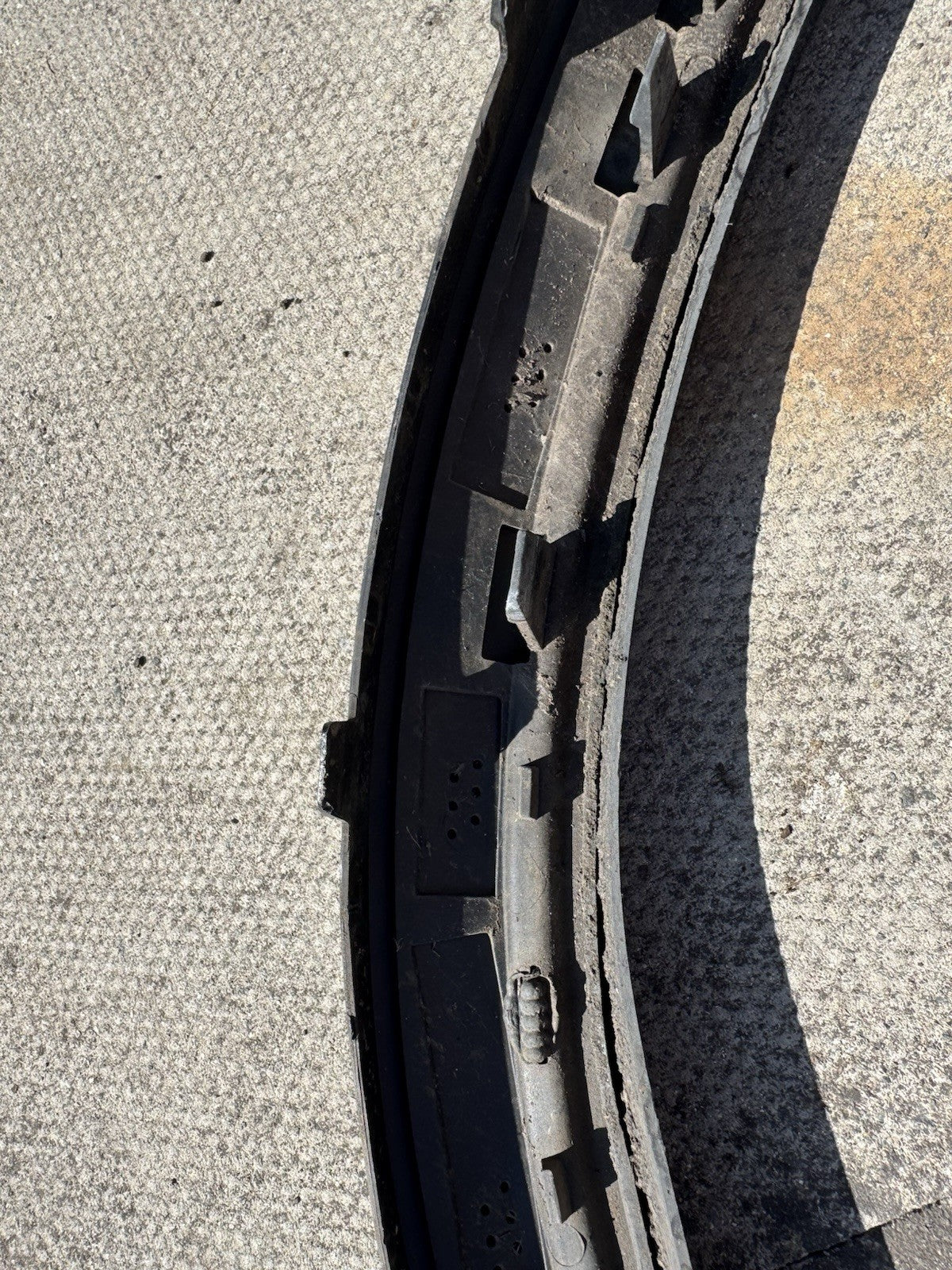 VOLVO XC90 WING ARCH MOULDING 14-22 PASSENGER SIDE FRONT B5 PLUS MHEV 31378162