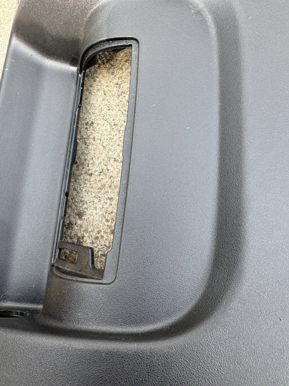L8B2519A97 Land Rover LH panel