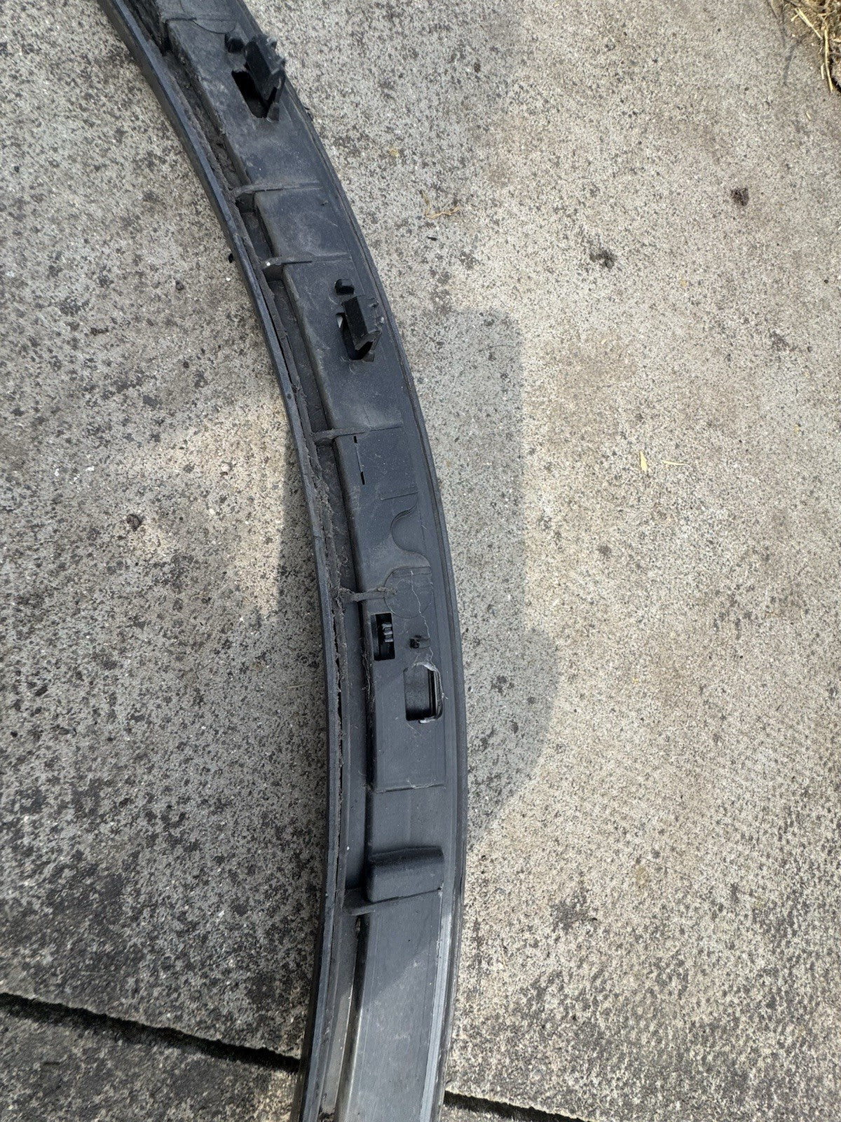 Genuine left rear AUDI Wheel Cover 80A853717